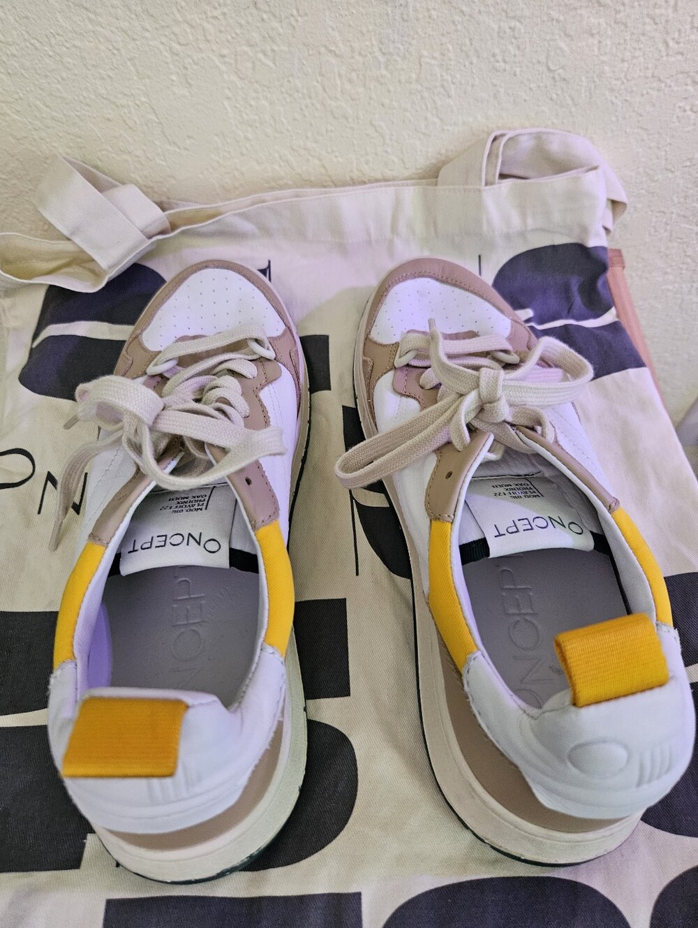 Oncept Women's phoenix Sneaker oak-multi Sz 10 With Bag - Picture 6 of 10